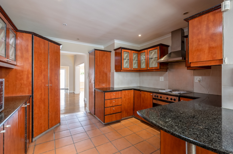 2 Bedroom Property for Sale in Rondebosch Western Cape